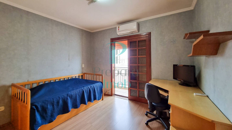 Imagem Sobrado com 3 Quartos à Venda, 243 m² em Umuarama - Osasco Imagem Sobrado com 3 Quartos à Venda, 243 m² em Umuarama - Osasco