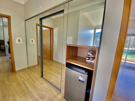 Imagem Sobrado com 4 Quartos à Venda, 205 m² em Condomínio Capitanias - Ubatuba Imagem Sobrado com 4 Quartos à Venda, 205 m² em Condomínio Capitanias - Ubatuba
