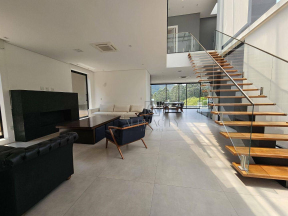 Imagem Casa com 4 Quartos à Venda ou Locação, 620 m² em Tamboré - Barueri Imagem Casa com 4 Quartos à Venda ou Locação, 620 m² em Tamboré - Barueri
