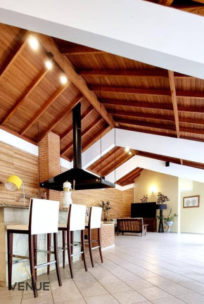 Imagem Sobrado com 4 Quartos à Venda, 620 m² em Arujá - Arujá Imagem Sobrado com 4 Quartos à Venda, 620 m² em Arujá - Arujá