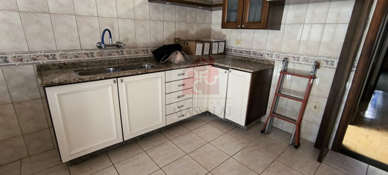 Imagem Casa com 3 Quartos à Venda, 141 m² em Camaquã - Porto Alegre Imagem Casa com 3 Quartos à Venda, 141 m² em Camaquã - Porto Alegre