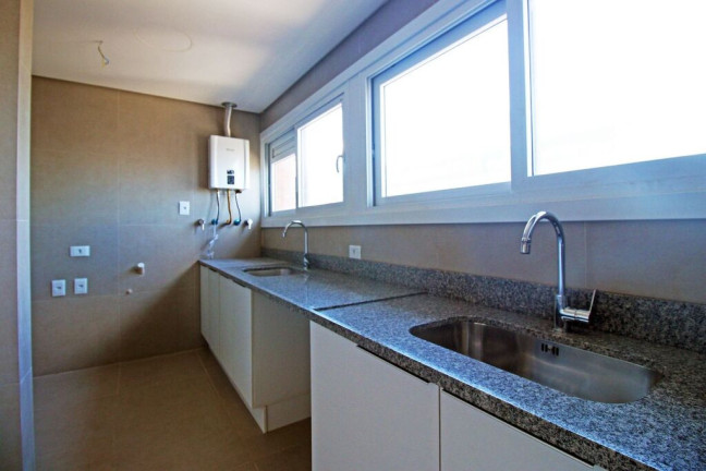 Imagem Apartamento com 3 Quartos à Venda, 110 m² em Petrópolis - Porto Alegre Imagem Apartamento com 3 Quartos à Venda, 110 m² em Petrópolis - Porto Alegre