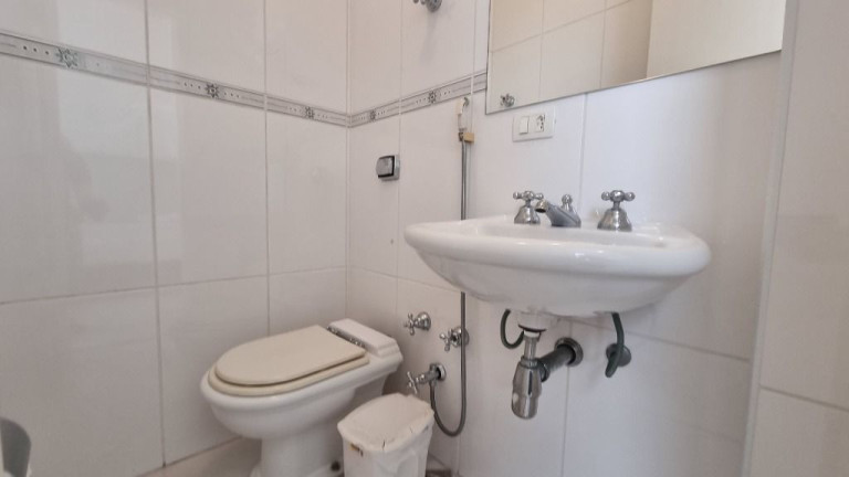 Imagem Apartamento com 3 Quartos à Venda, 100 m² em Pitangueiras - Guarujá Imagem Apartamento com 3 Quartos à Venda, 100 m² em Pitangueiras - Guarujá