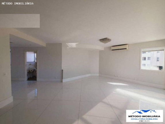 Imagem Apartamento com 3 Quartos à Venda, 250 m² em Vila Nova Conceição - São Paulo Imagem Apartamento com 3 Quartos à Venda, 250 m² em Vila Nova Conceição - São Paulo