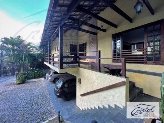 Imagem Casa com 4 Quartos à Venda, 220 m² em Granja Viana - Carapicuíba Imagem Casa com 4 Quartos à Venda, 220 m² em Granja Viana - Carapicuíba
