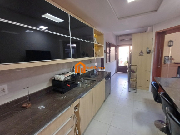 Imagem Casa com 4 Quartos à Venda, 996 m² em Centro - Eusébio Imagem Casa com 4 Quartos à Venda, 996 m² em Centro - Eusébio