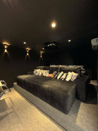 Imagem Casa com 6 Quartos à Venda, 1.660 m² em Tamboré - Barueri Imagem Casa com 6 Quartos à Venda, 1.660 m² em Tamboré - Barueri