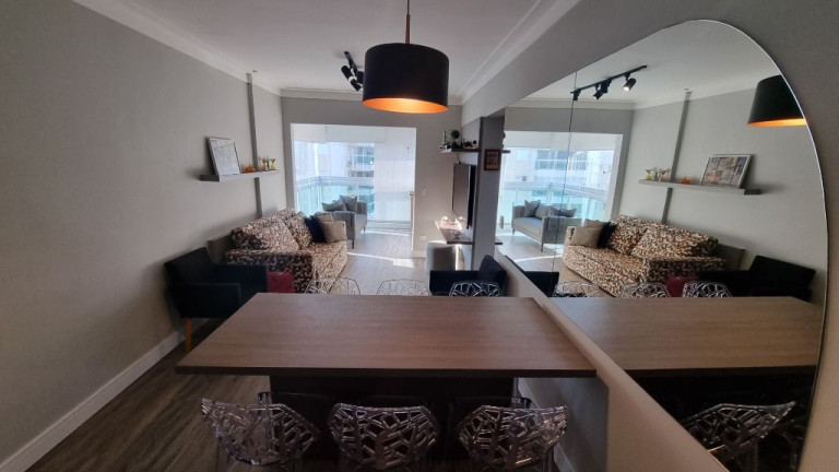 Apartamento com 2 Quartos à Venda, 77 m² em Pitangueiras - Guarujá