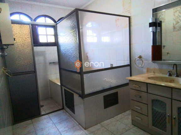 Imagem Casa com 4 Quartos à Venda, 580 m²