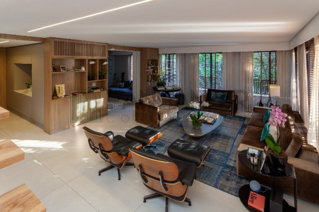 Imagem Casa com 4 Quartos à Venda, 360 m² em Jardim Paulistano - São Paulo Imagem Casa com 4 Quartos à Venda, 360 m² em Jardim Paulistano - São Paulo
