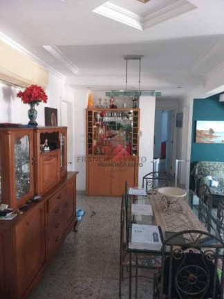 Imagem Cobertura com 4 Quartos à Venda, 278 m² em Icaraí - Niterói
