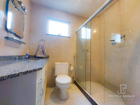 Imagem Casa com 4 Quartos à Venda, 231 m² em Tijuca - Teresópolis Imagem Casa com 4 Quartos à Venda, 231 m² em Tijuca - Teresópolis