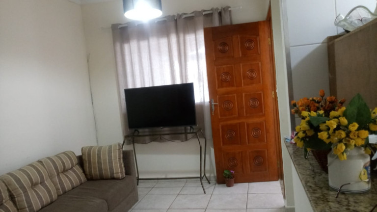 Imagem Casa com 2 Quartos à Venda, em Residencial Comercial Cidade Vista Alegre - Pindamonhangaba Imagem Casa com 2 Quartos à Venda, em Residencial Comercial Cidade Vista Alegre - Pindamonhangaba