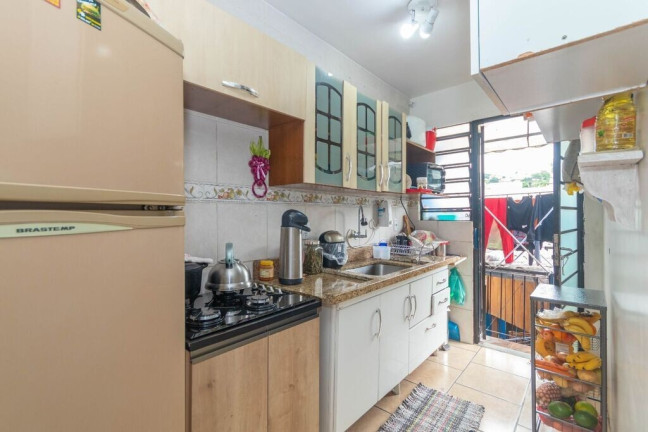 Imagem Casa com 3 Quartos à Venda, 174 m² em Nonoai - Porto Alegre Imagem Casa com 3 Quartos à Venda, 174 m² em Nonoai - Porto Alegre