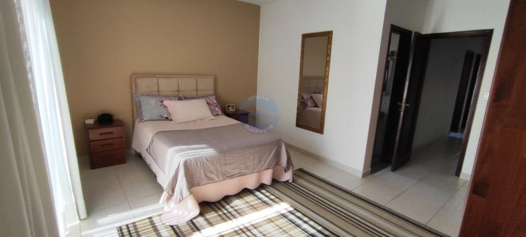 Imagem Sobrado com 3 Quartos à Venda, 156 m² em Embaré - Santos