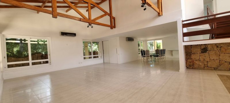 Imagem Casa com 5 Quartos para Alugar, 1.095 m² em Barra Da Tijuca - Rio De Janeiro