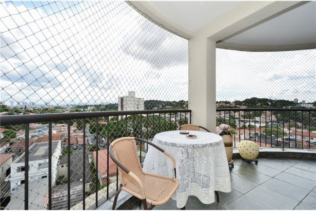 Imagem Imóvel com 3 Quartos à Venda,  em Caxingui - São Paulo