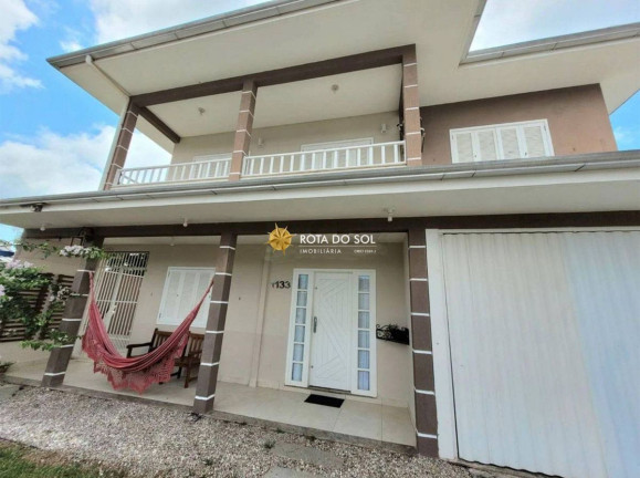 Imagem Casa com 4 Quartos à Venda, 215 m² em Mariscal - Bombinhas Imagem Casa com 4 Quartos à Venda, 215 m² em Mariscal - Bombinhas
