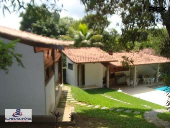 Imagem Casa com 5 Quartos à Venda, 2.400 m² em Vila Progresso - Niterói Imagem Casa com 5 Quartos à Venda, 2.400 m² em Vila Progresso - Niterói