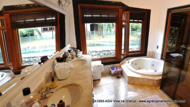 Imagem Casa com 3 Quartos à Venda, 450 m² em Chácara São João - Carapicuíba