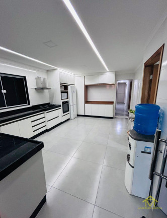 Imagem Casa com 4 Quartos à Venda, 700 m² em Santa Mônica - Guarapari Imagem Casa com 4 Quartos à Venda, 700 m² em Santa Mônica - Guarapari
