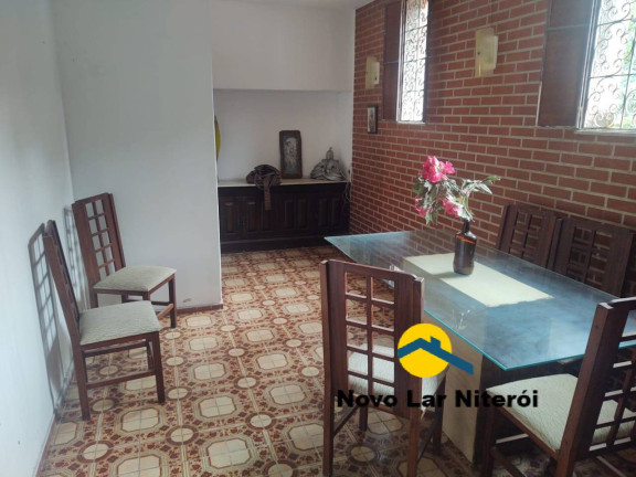Imagem Casa com 4 Quartos à Venda, 275 m² em Santa Rosa - Niterói Imagem Casa com 4 Quartos à Venda, 275 m² em Santa Rosa - Niterói