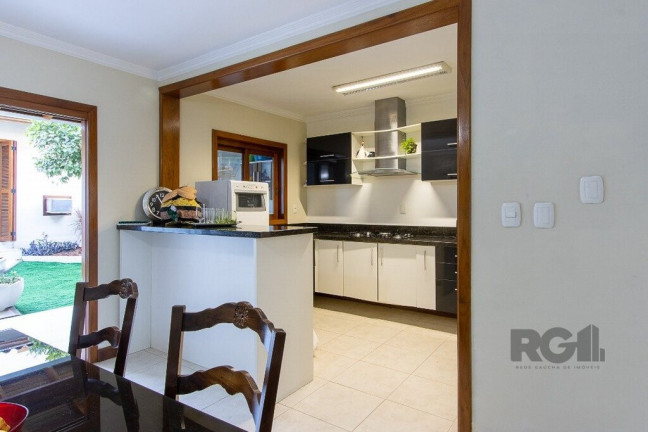 Imagem Casa com 5 Quartos à Venda, em Espírito Santo - Porto Alegre Imagem Casa com 5 Quartos à Venda, em Espírito Santo - Porto Alegre