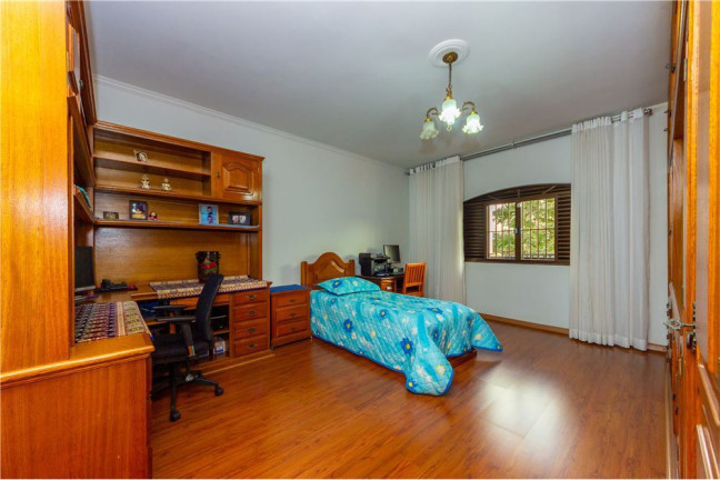 Imagem Casa com 4 Quartos à Venda, 274 m²
