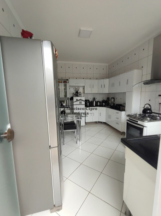 Imagem Casa com 3 Quartos à Venda, 233 m² em Santa Luzia - Guaratinguetá Imagem Casa com 3 Quartos à Venda, 233 m² em Santa Luzia - Guaratinguetá