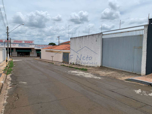 Imagem Terreno à Venda, 385 m² em Vila Pinheiro - Pirassununga Imagem Terreno à Venda, 385 m² em Vila Pinheiro - Pirassununga