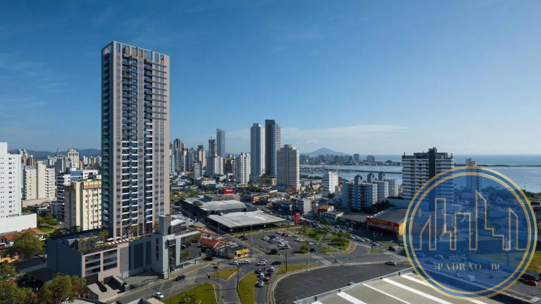 Apartamento com 2 Quartos à Venda, 66 m² em Centro - Itajaí