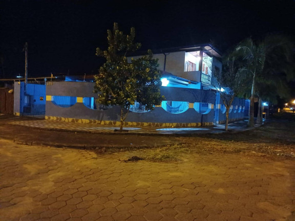 Imagem Casa com 7 Quartos à Venda, 216 m² em Pereque Açu - Ubatuba Imagem Casa com 7 Quartos à Venda, 216 m² em Pereque Açu - Ubatuba