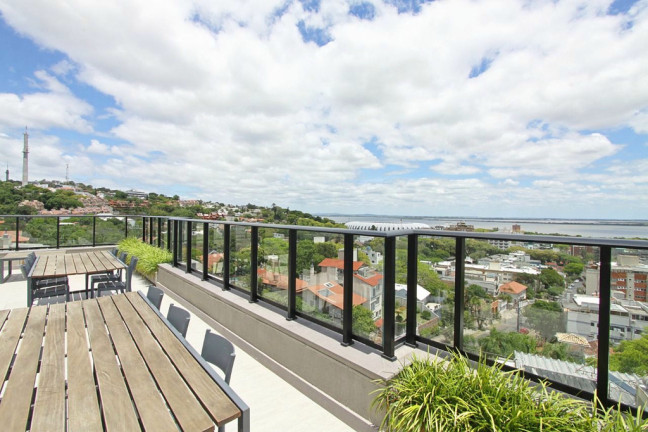 Imagem Apartamento com 3 Quartos à Venda, 101 m² em Menino Deus - Porto Alegre Imagem Apartamento com 3 Quartos à Venda, 101 m² em Menino Deus - Porto Alegre