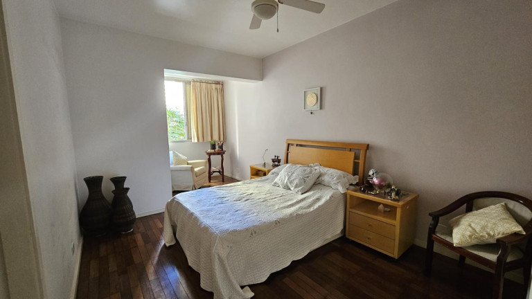 Imagem Apartamento com 3 Quartos à Venda, 131 m² em Moema - São Paulo Imagem Apartamento com 3 Quartos à Venda, 131 m² em Moema - São Paulo