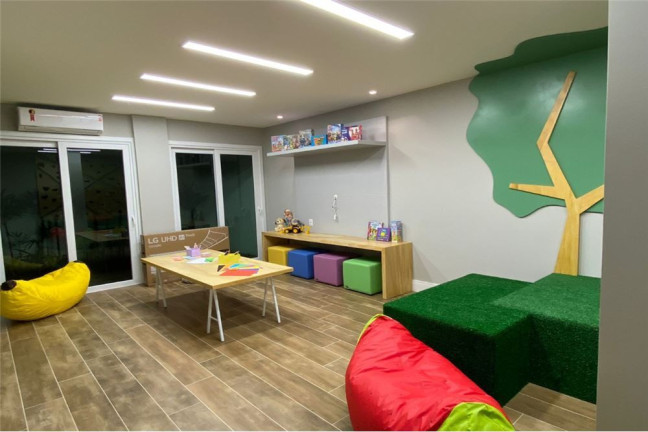 Imagem Imóvel com 2 Quartos à Venda, 87 m² em Menino Deus - Porto Alegre Imagem Imóvel com 2 Quartos à Venda, 87 m² em Menino Deus - Porto Alegre