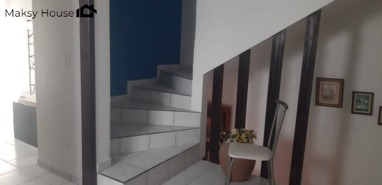 Imagem Sobrado com 3 Quartos à Venda, em Centro - Guaratuba Imagem Sobrado com 3 Quartos à Venda, em Centro - Guaratuba