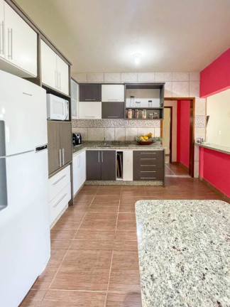 Imagem Casa com 3 Quartos à Venda, 202 m² em Nereu Ramos - Jaraguá Do Sul