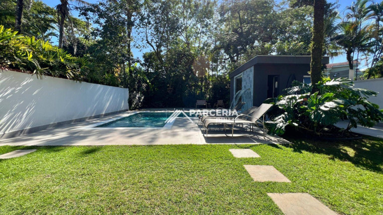 Imagem Casa com 6 Quartos à Venda, 380 m² em Riviera Módulo 21 - Bertioga Imagem Casa com 6 Quartos à Venda, 380 m² em Riviera Módulo 21 - Bertioga