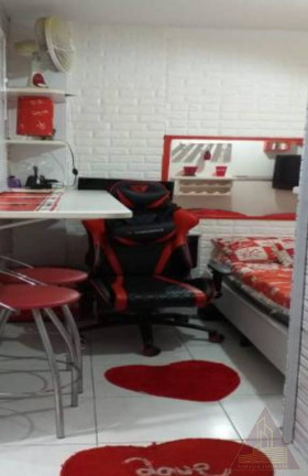 Imagem Apartamento com 2 Quartos para Alugar, 26 m² em Gonzaga - Santos