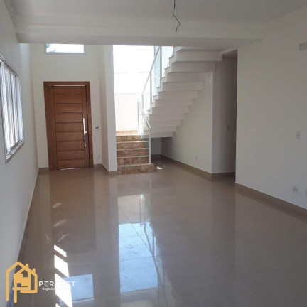 Imagem Casa com 3 Quartos à Venda, 206 m² em Via Dutra - Caçapava Imagem Casa com 3 Quartos à Venda, 206 m² em Via Dutra - Caçapava