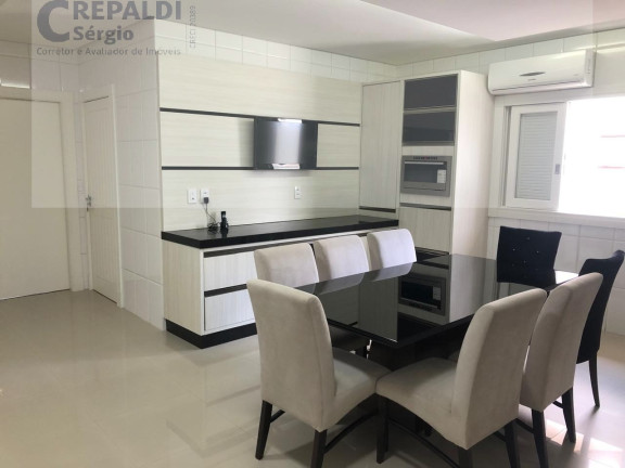 Imagem Casa com 3 Quartos à Venda, em Centro - Criciúma Imagem Casa com 3 Quartos à Venda, em Centro - Criciúma