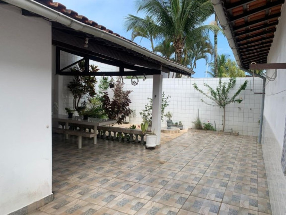 Imagem Casa com 3 Quartos à Venda, 158 m² em Solemar - Praia Grande Imagem Casa com 3 Quartos à Venda, 158 m² em Solemar - Praia Grande