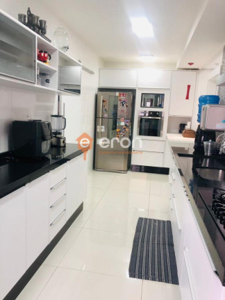 Imagem Apartamento com 3 Quartos à Venda, 147 m² Imagem Apartamento com 3 Quartos à Venda, 147 m²