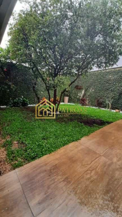 Imagem Casa com 3 Quartos à Venda, 300 m² em Vila Pires - Santo André Imagem Casa com 3 Quartos à Venda, 300 m² em Vila Pires - Santo André
