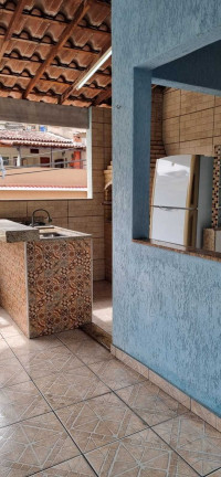 Imagem Casa com 3 Quartos à Venda, 450 m² em Jardim Vinte E Cinco De Agosto - Duque De Caxias