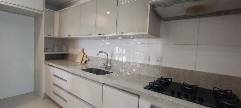 Imagem Apartamento com 4 Quartos à Venda, 250 m² em Canasvieiras - Florianópolis Imagem Apartamento com 4 Quartos à Venda, 250 m² em Canasvieiras - Florianópolis