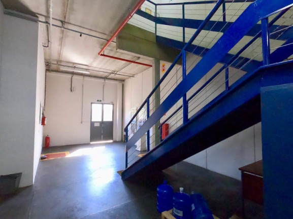 Imagem Galpão à Venda ou Locação, 681 m² em Jardim Belval - Barueri Imagem Galpão à Venda ou Locação, 681 m² em Jardim Belval - Barueri