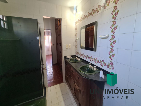 Imagem Casa com 6 Quartos à Venda, 250 m² em Setiba - Guarapari