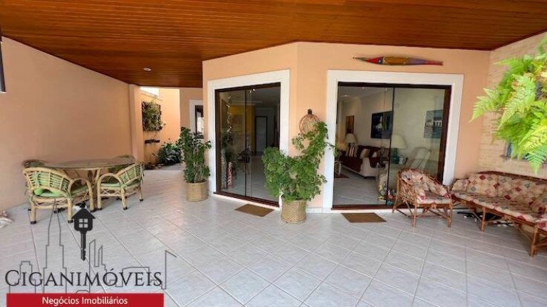 Imagem Casa de Condomínio com 5 Quartos à Venda, 228 m² em Barra Da Tijuca - Rio De Janeiro