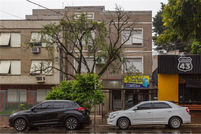 Imagem Apartamento com 1 Quarto à Venda, 50 m² em Auxiliadora - Porto Alegre Imagem Apartamento com 1 Quarto à Venda, 50 m² em Auxiliadora - Porto Alegre